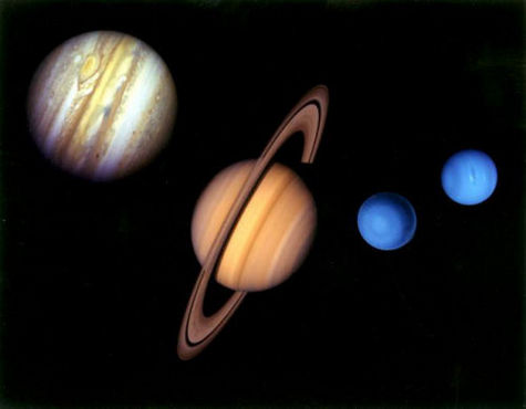 Tailles comparées des géantes gazeuses du Système Solaire (Crédit : NASA).