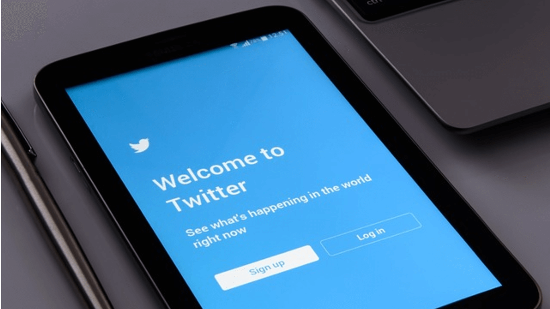 Twitter: Wie findet und löscht man alte, peinliche Tweets?