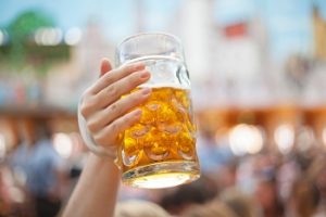 fakten zum thema bier 300x200 - Alkohol und alkoholische Getränke – Historisches und Wissenswertes