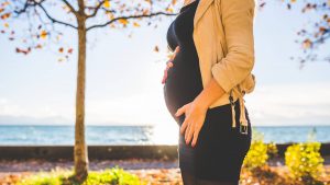 Schwangere Frauen haben im Sommer ein höheres Risiko, ihr Baby zu verlieren