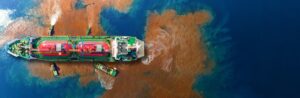 petrolier fuite biodiversite mar 300x98 - Endlich ein historisches Abkommen zum Schutz der internationalen Gewässer!