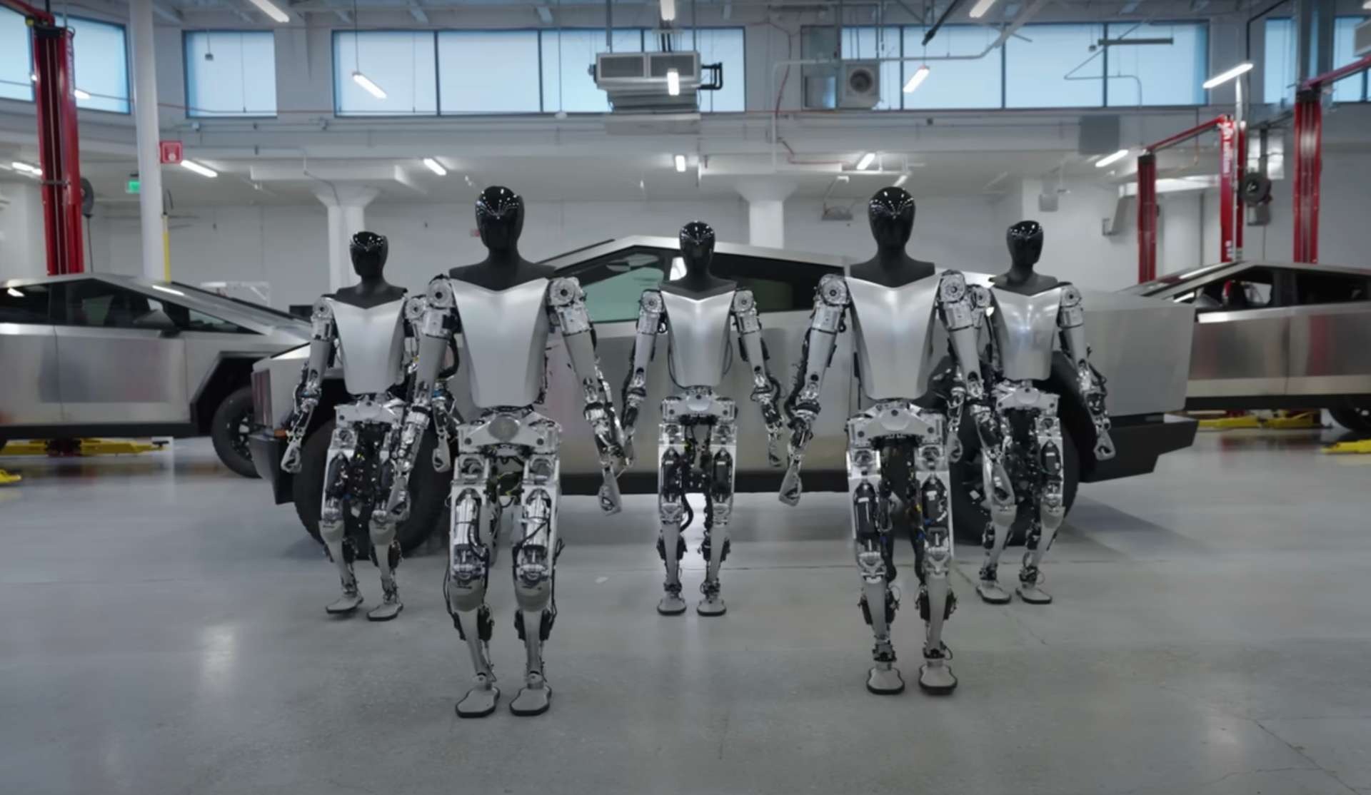 tesla bot - Teslas humanoider Roboter zeigt (endlich) seine Fähigkeiten in einem Video.