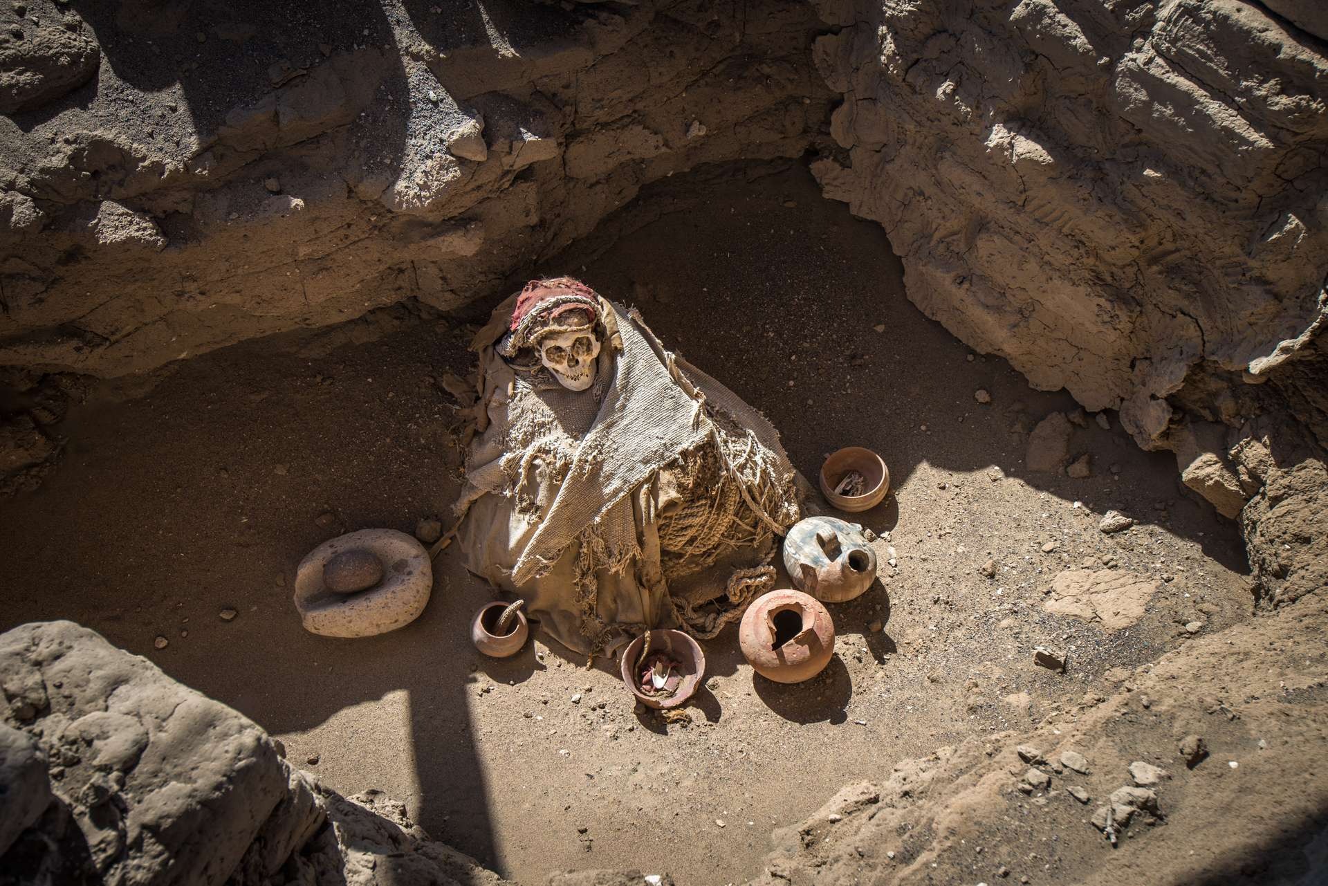 momie perou - Mumie eines Teenagers in ausgezeichnetem Zustand in Peru entdeckt