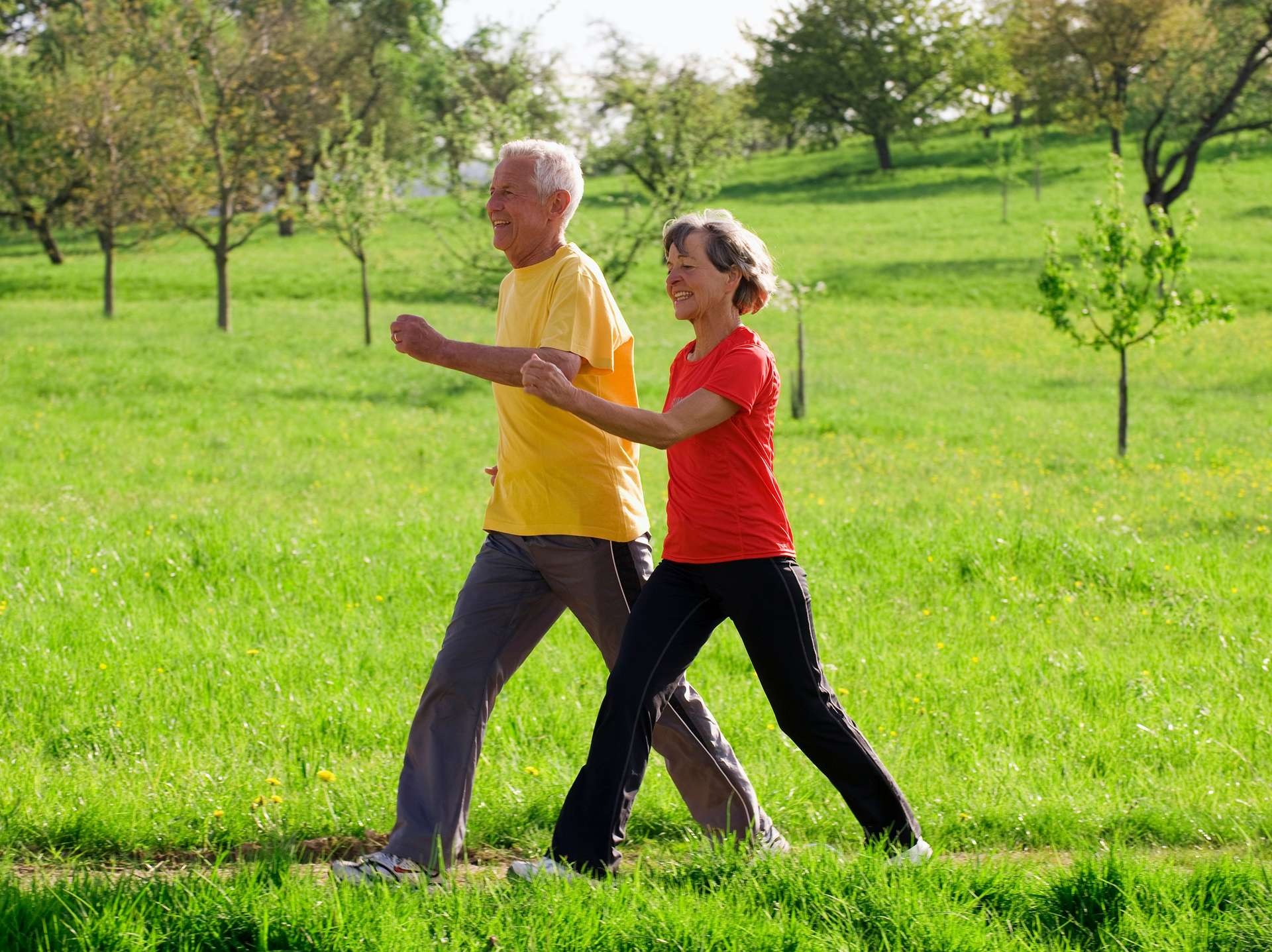 activite physique marche - 20 Minuten tägliches Gehen reicht aus, um das Risiko von Depressionen bei Senioren zu senken.