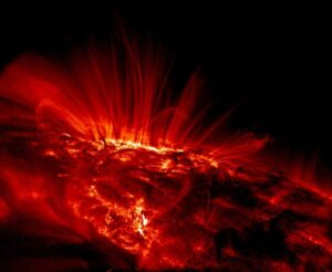 sunspot trace 300x246 - Behörden warnen nach der Beobachtung von drei Sonneneruptionen vor möglichen geomagnetischen Stürmen