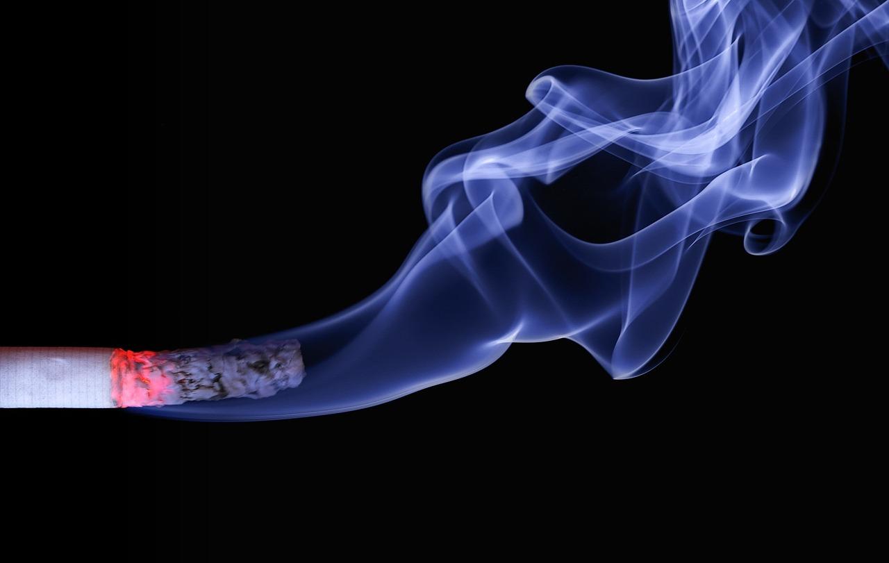 cigarette 110849 1280 - COPD – wenn das Atmen schwerfällt
