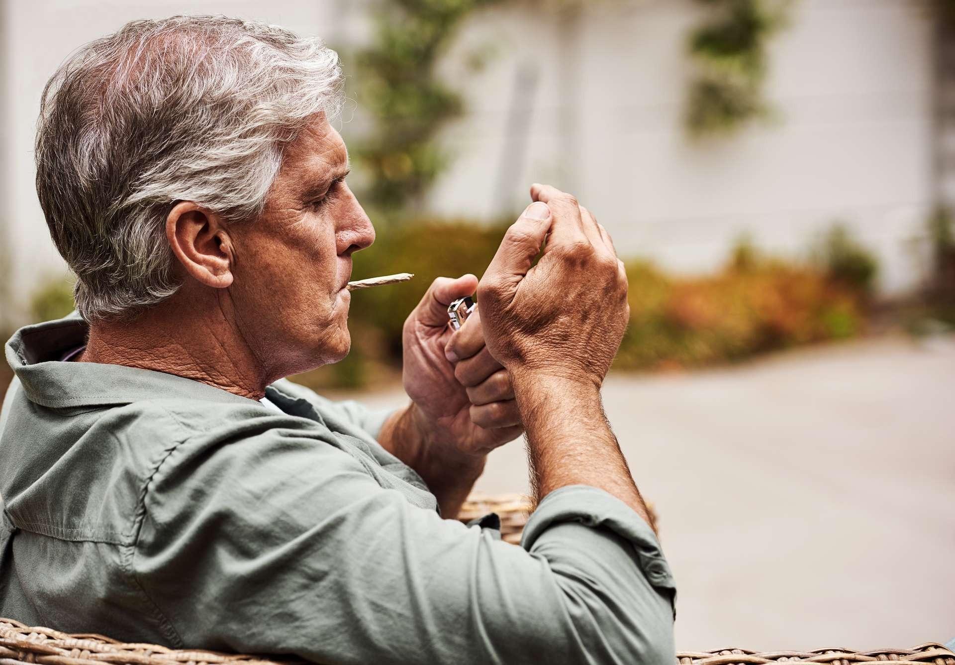 cannabis fumer - Positiver Effekt von Gelegenheitskonsum von Cannabis bei über 45-Jährigen