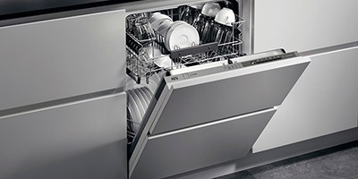 Lave-vaisselle Comfee Lave-vaisselle pose libre 60cm 49dB avec 12 couverts,  8 programmes Commande Bouton ou par téléphone
