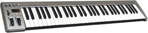 Comment est configuré le clavier du piano numérique ?