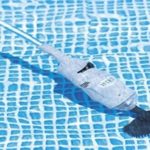 Les 9 meilleurs aspirateurs piscine 2024 - aspirateur piscine test & comparatif