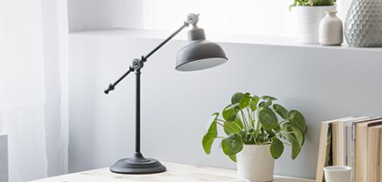 Quel modèle de lampe de bureau LED choisir pour ses locaux ?