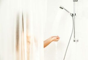 Comment les rideaux de douches sont-ils testés ?