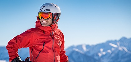 Quelle est la Meilleure Housse Casque de Ski ? L'Avis d'un Skieur