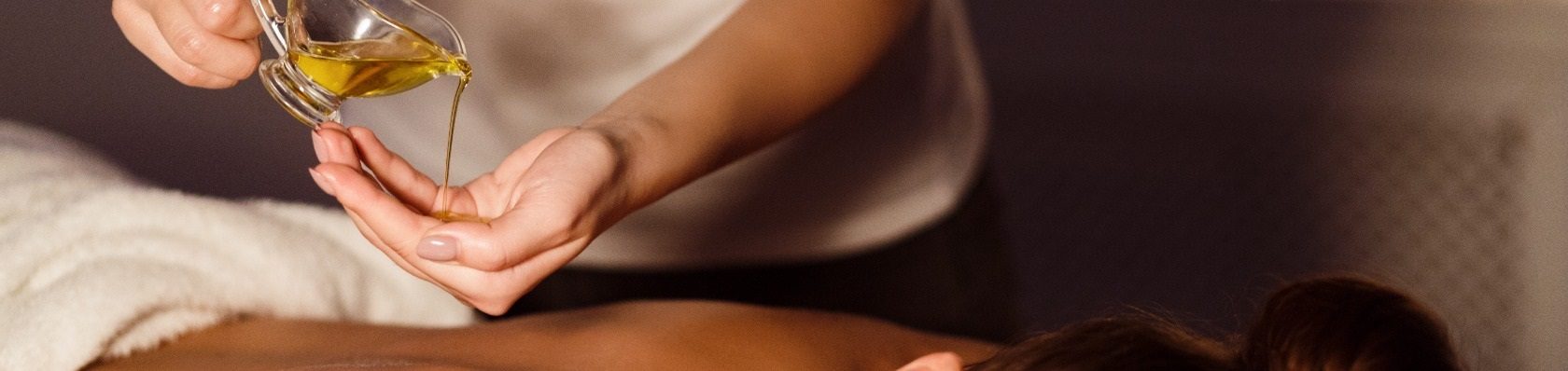Les 5 meilleures huiles de massage 2024 – huile de massage test & comparatif