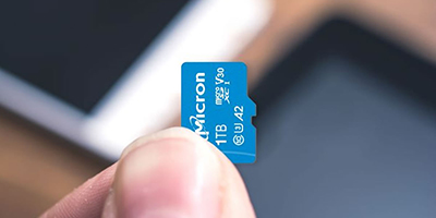 La première microSD de 2 To au monde arrive, et son prix pourrait