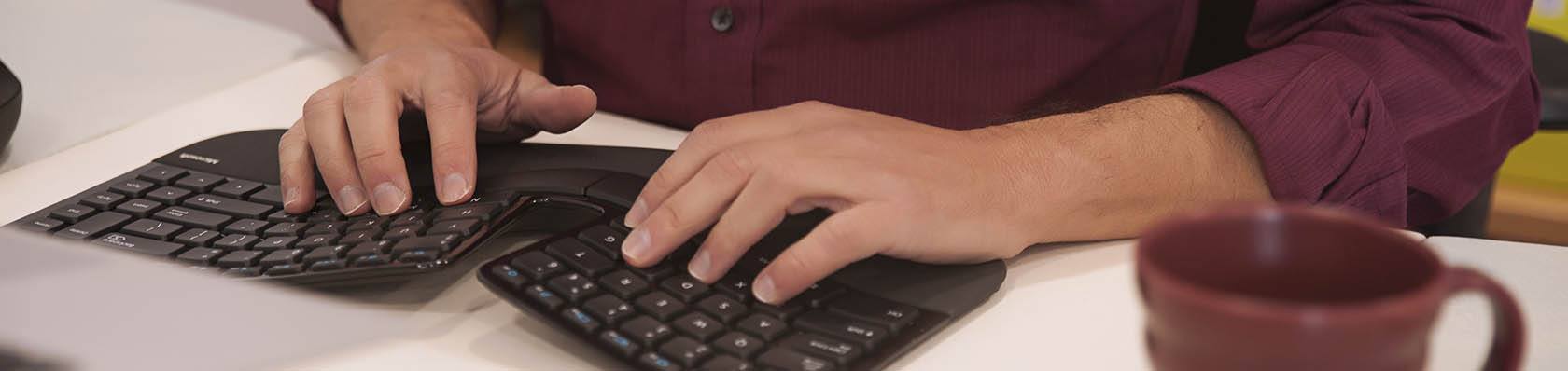 Les 5 meilleurs claviers ergonomiques 2023 – clavier ergonomique test & comparatif