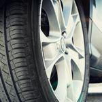 Les 4 meilleurs pneus 2024 - pneu test & comparatif