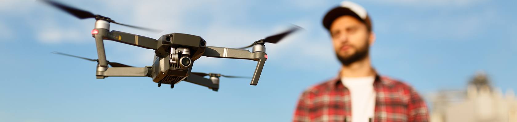 Comment choisir son drone Parrot : Bebop2 ou Anafi ?