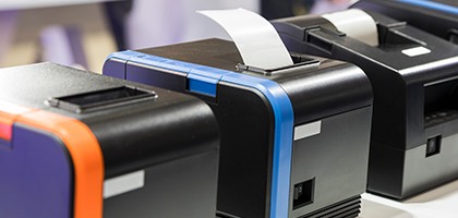 Pourquoi choisir une imprimante couleur jet d'encre pour vos étiquettes en  rouleaux ? 